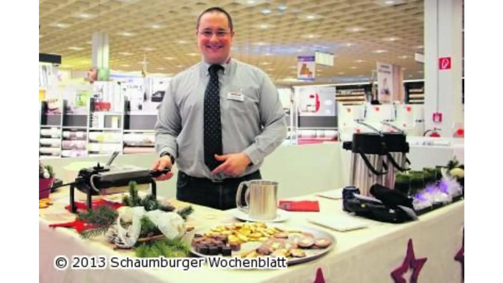 Ein musikalisches Dankeschön zwischen Teppichen und Bettwaren (Foto: jl)