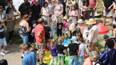 Verabschiedung: Die Schulanfänger verlassen die Kita. (Foto: privat)