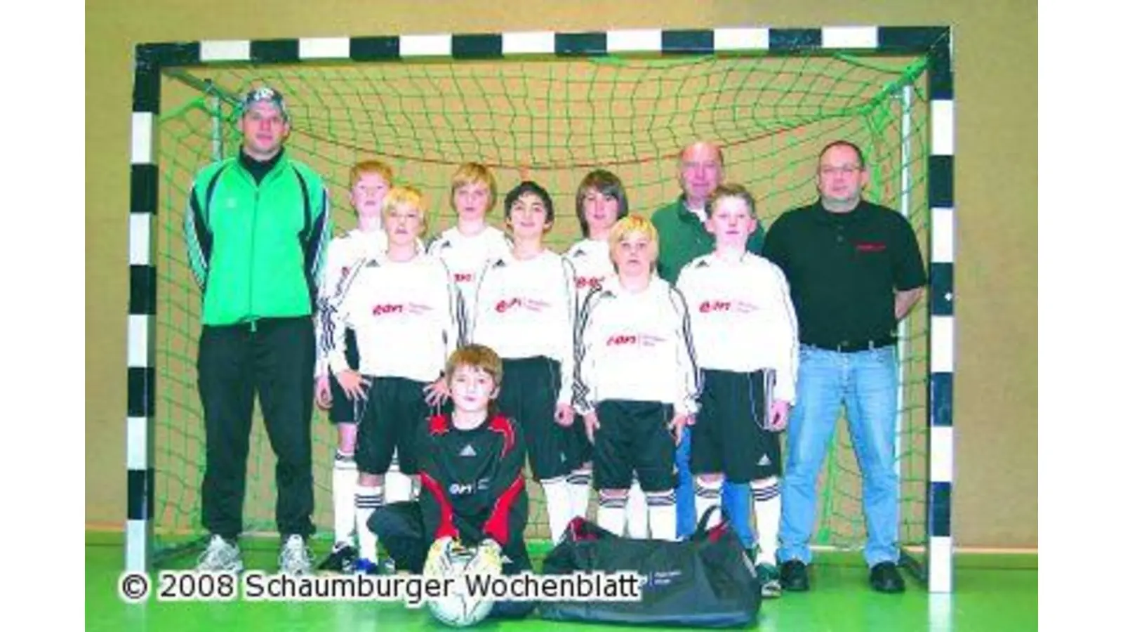 Energie-Outfit für die D-Jugend-Kicker (Foto: ste)