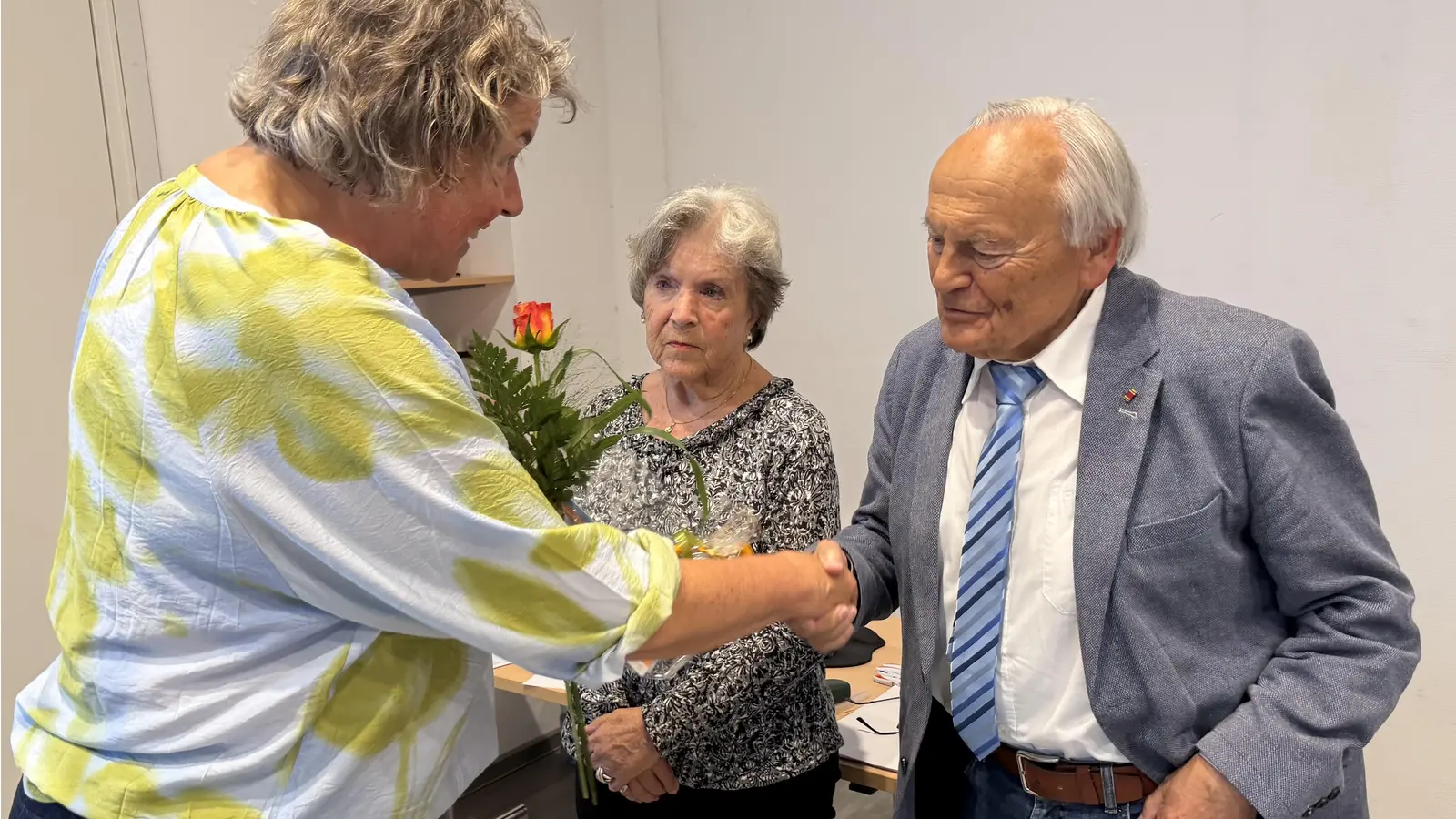 Ehrenmitgliedschaft in der VTR für Karl-Heinz Frühmark. (Foto: ste)