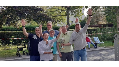 Die Mannschaft „City Boule“ sichert sich die Stadtmeisterschaft. (Foto: privat)