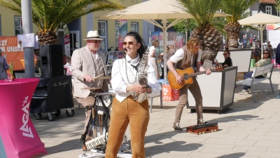 Live Musik und Sonnenschein - ein gutes Vorzeichen für die LaGa 2026. (Foto: gk)
