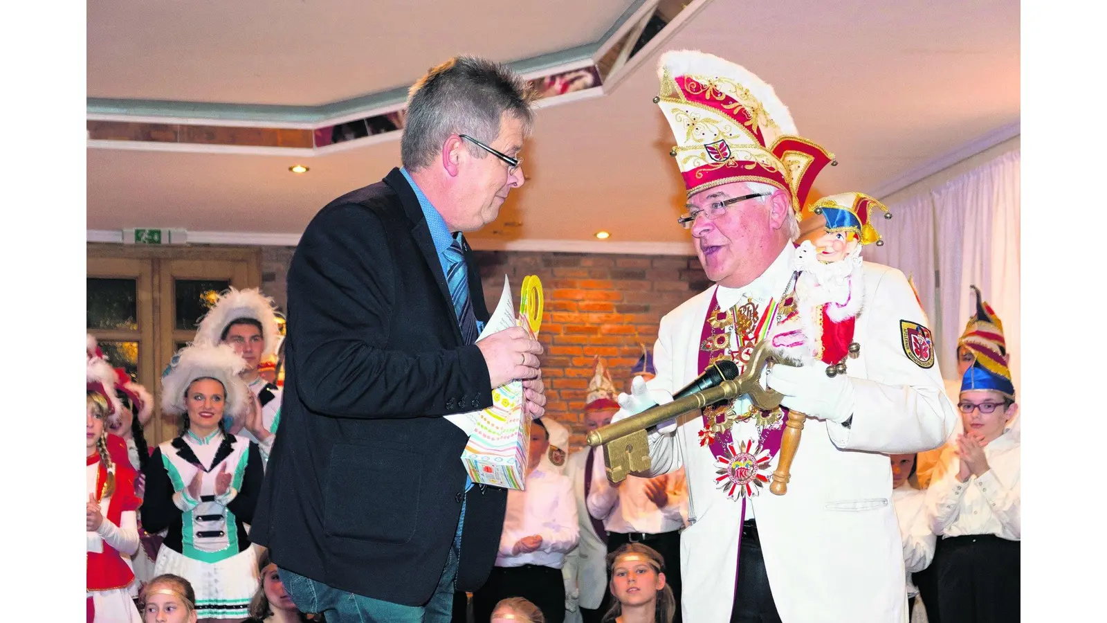 Narren übernehmen das Zepter (Foto: jl)