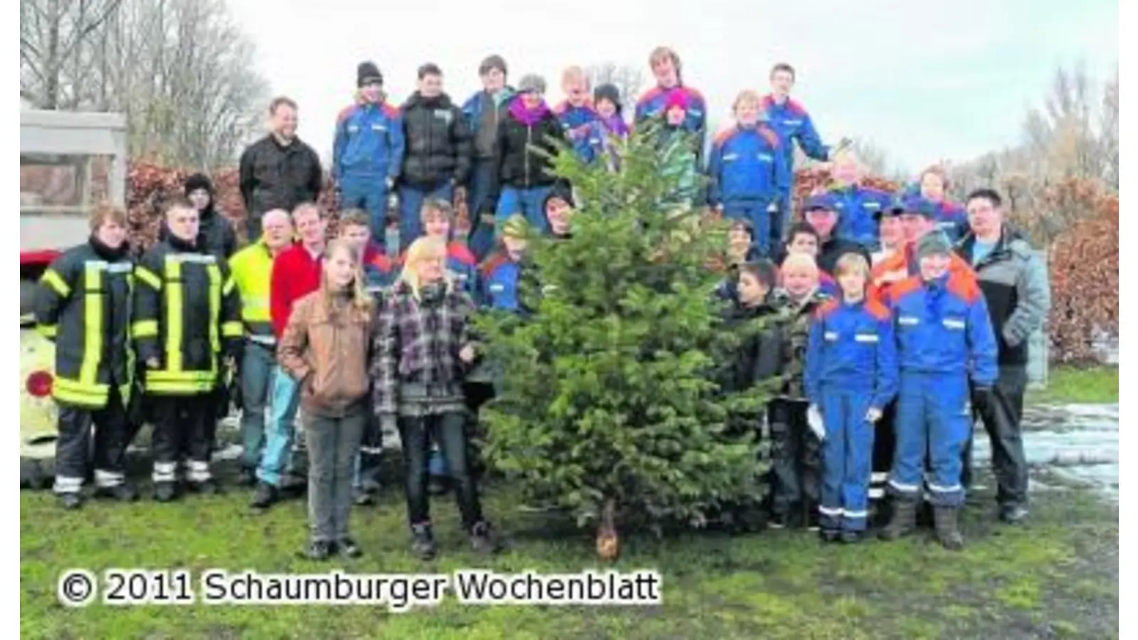 Jugendwehr sammelt Weihnachtsbäume für das diesjährige Osterfeuer wieder ein (Foto: wtz)