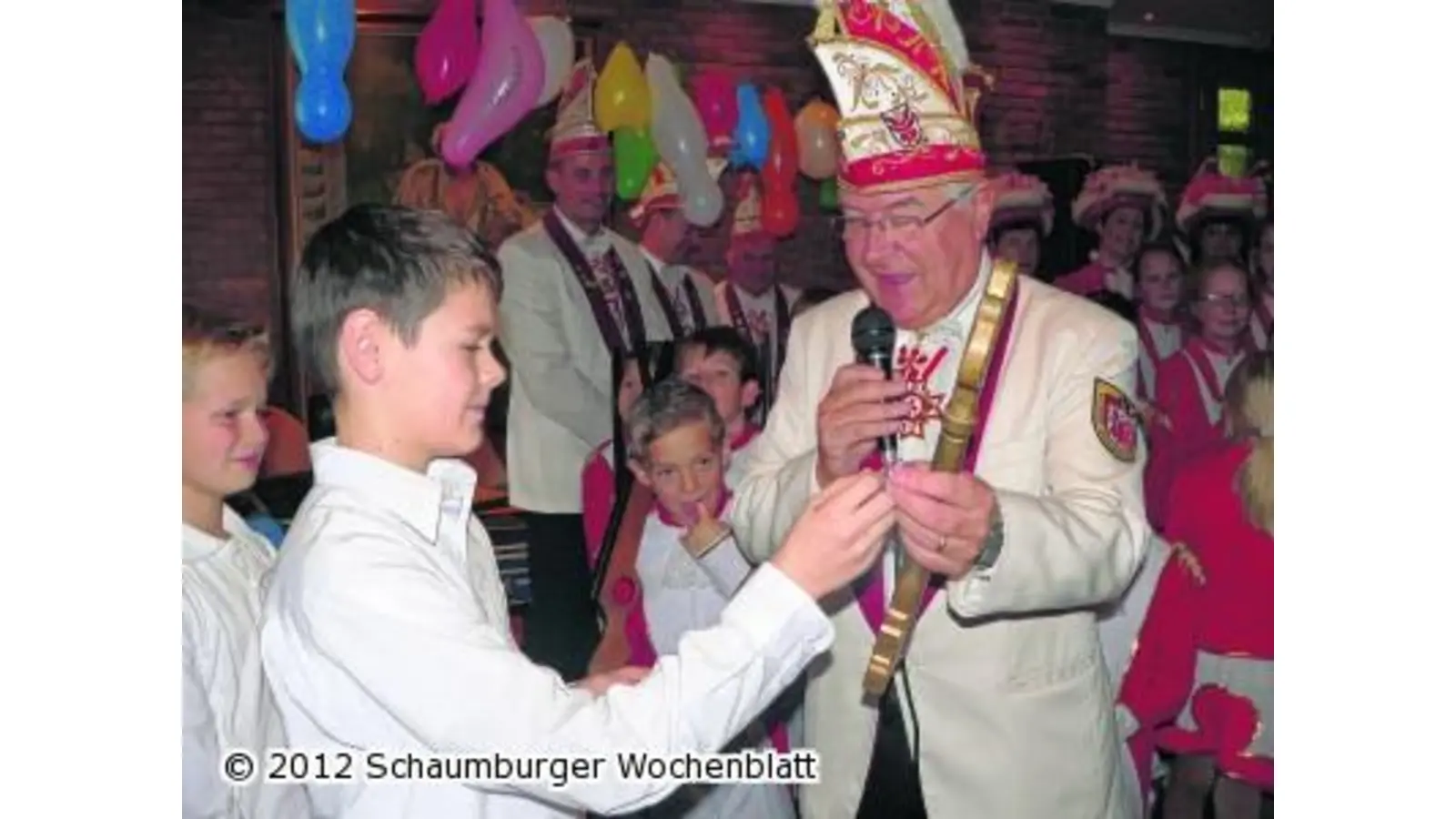 Von der Kirche zum Karneval (Foto: red)