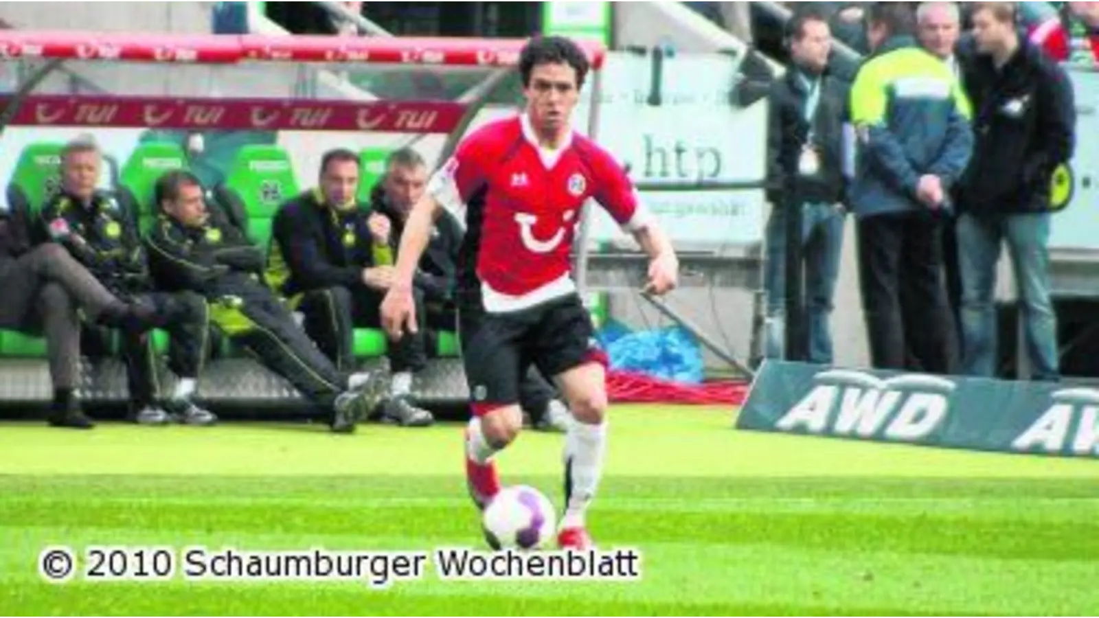 96-Abwehrbollwerk holt einen Punkt in Hamburg (Foto: bb)