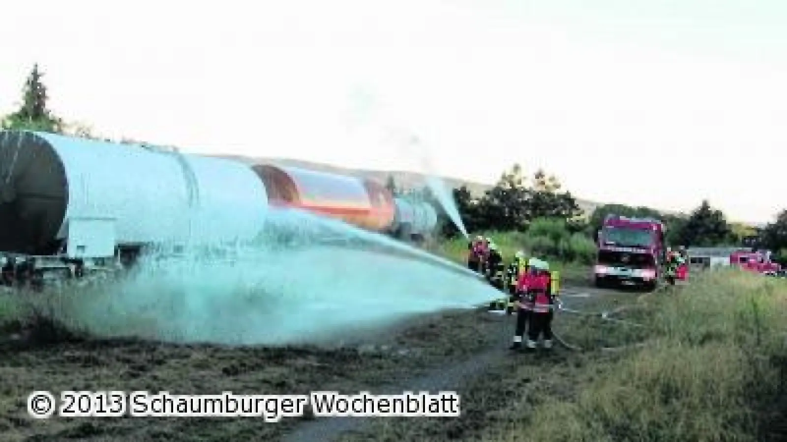 Brandbekämpfung an Kesselwagen geübt (Foto: ste)