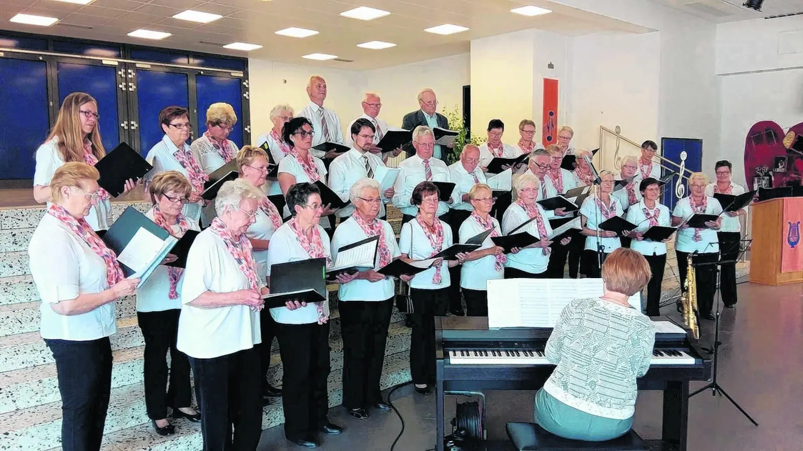 160 Sänger servieren Ohrenschmaus (Foto: jl)