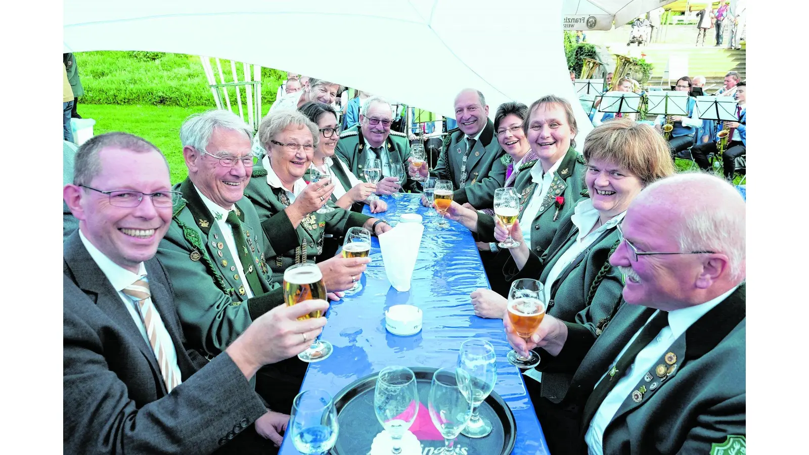 Zwei Tage schunkeln und singen mit den Schützen (Foto: jl)