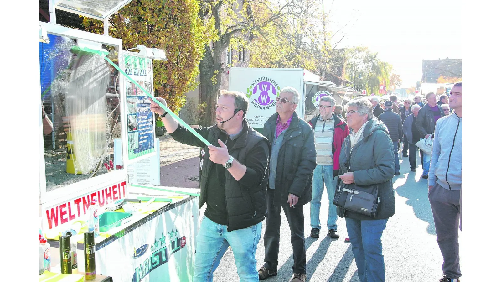 Tausende Gäste stürzen sich morgen wieder in den bunten Markttrubel (Foto: red)