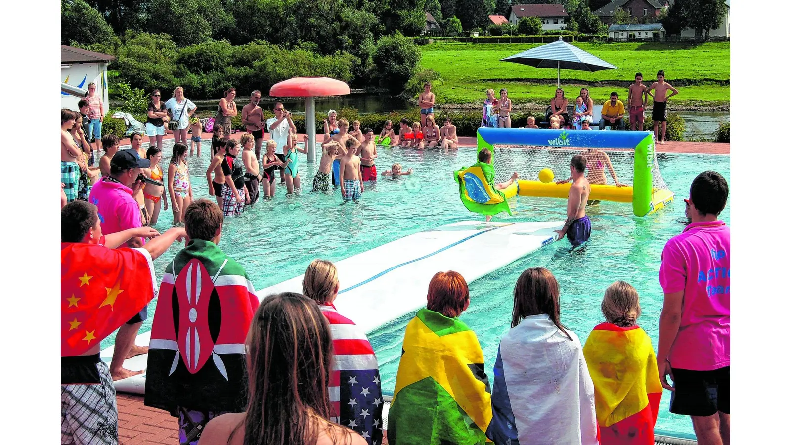 Abkühlung bei dieser Hitzewelle (Foto: ste)