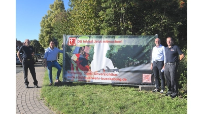 Die neuen Werbebanner stehen. (Foto: NADINE DRESSLER)