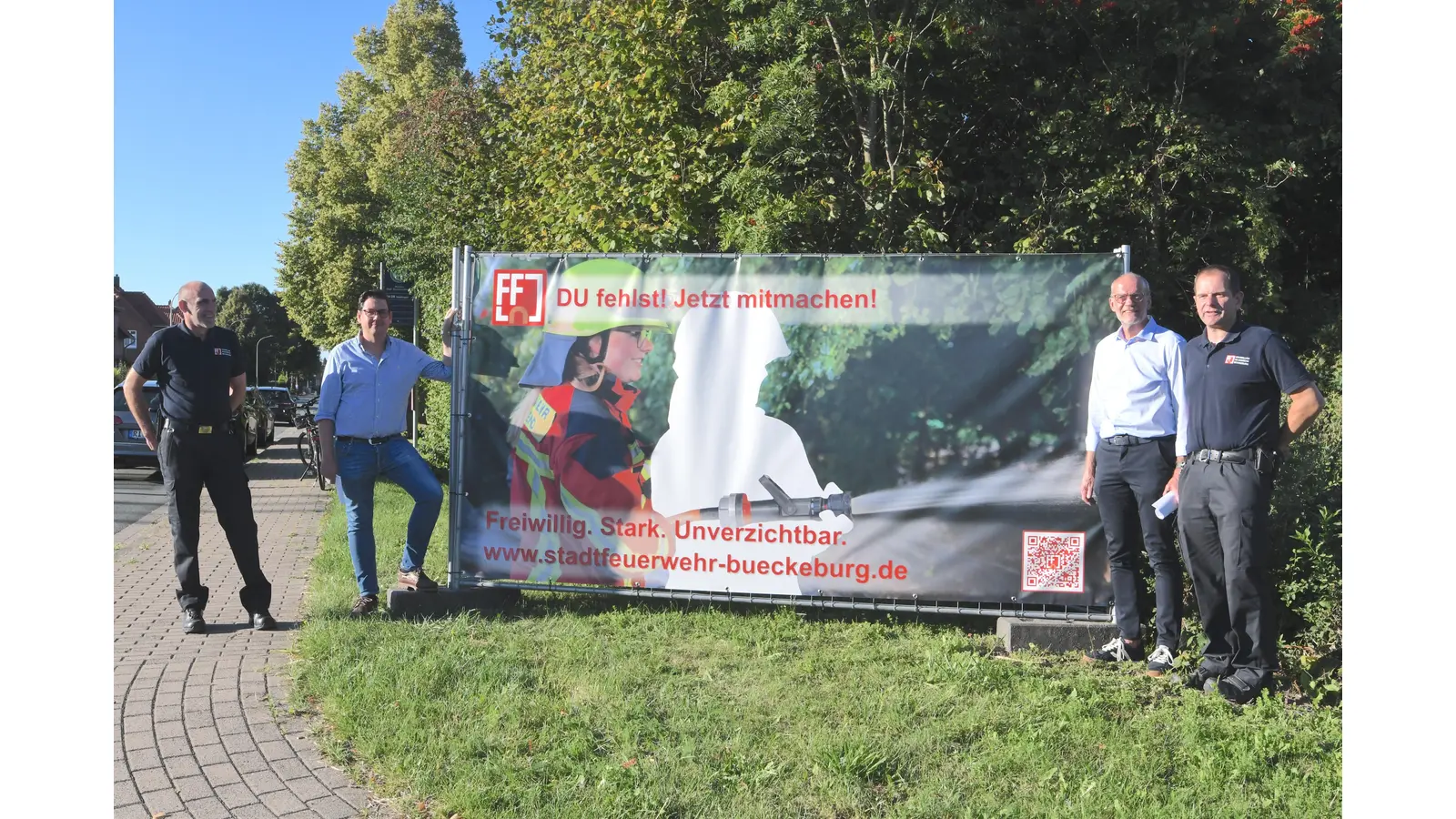 Die neuen Werbebanner stehen. (Foto: NADINE DRESSLER)