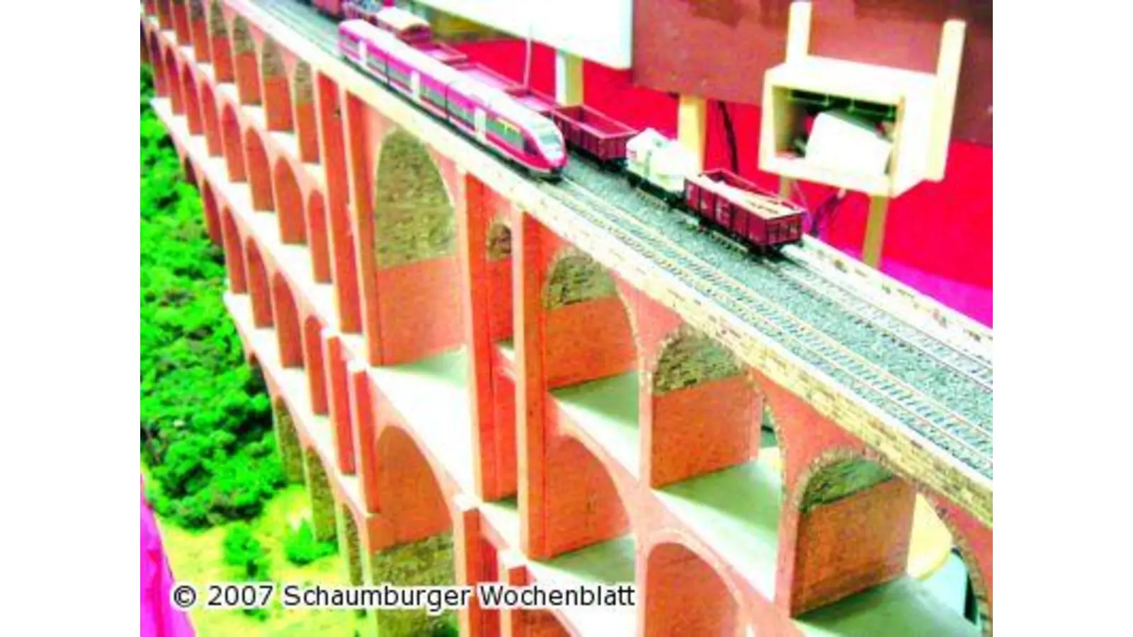 Weihnachten ist Modellbahnzeit (Foto: red)