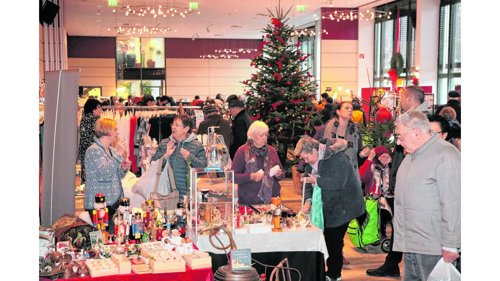 Stimmungsvolle Atmosphäre trotz feuchter Witterung (Foto: bb)