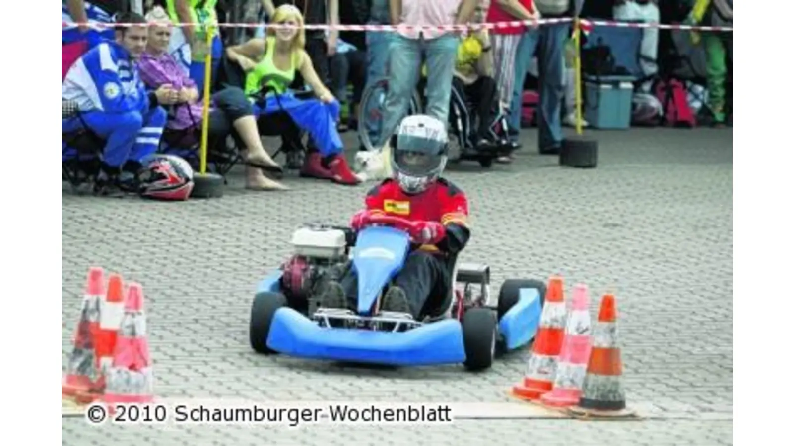 Quietschende Reifen und heiße Motoren (Foto: bb)