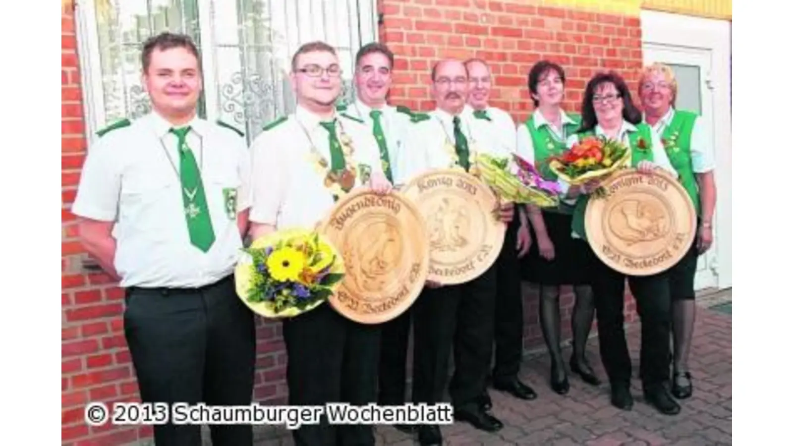 Schützen krönen neue Majestäten (Foto: red)