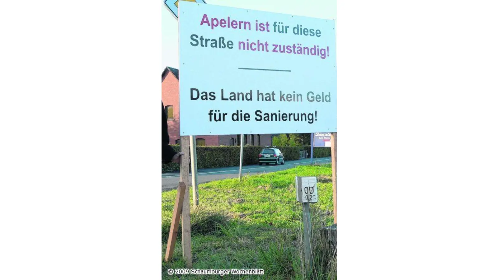 Protestschild braucht einen ganz neuen Platz (Foto: al)