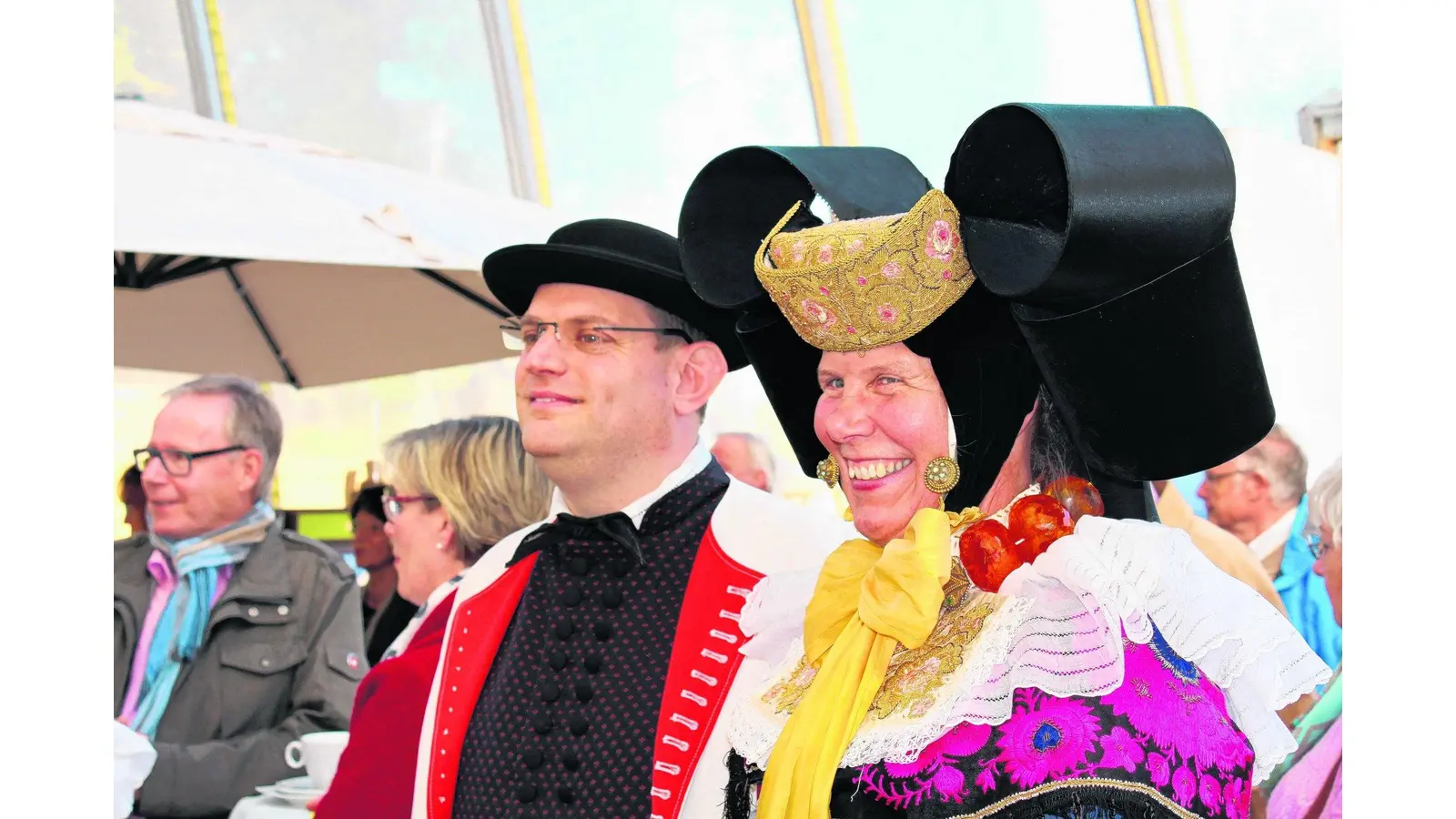 Die Röcke lüpfen für Neugierige (Foto: jan)