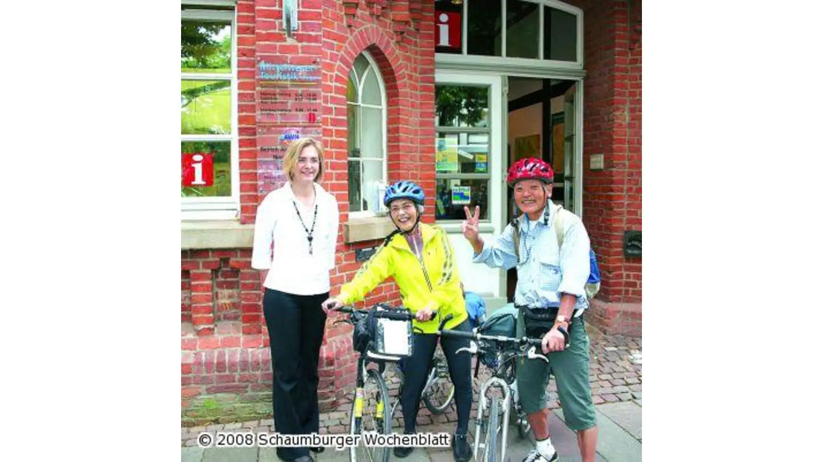 Japaner radeln auf dem Weser-Radweg (Foto: red)