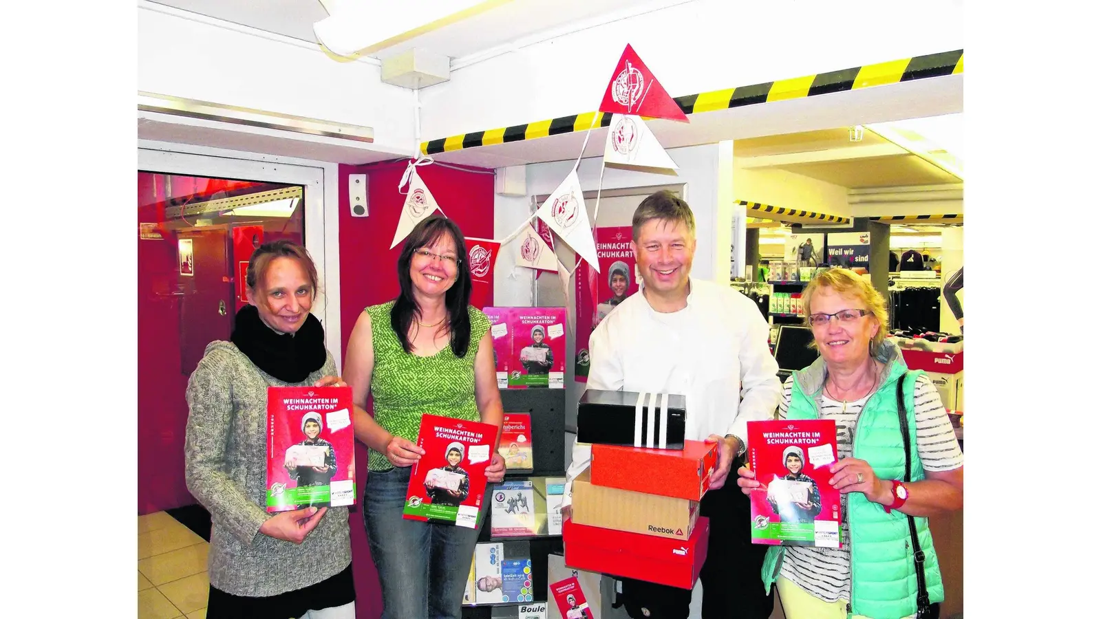 Weihnachten im Schuhkarton beschenkt Kinder in Not (Foto: gr)