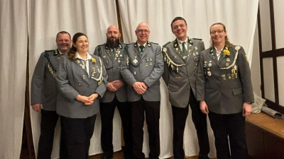 Der neue Vorstand des Schützenvereins (v.li.): Carsten Hecht, Stefanie Hecht, Andre Wenzig, Rainer Erdmann, Danny Schaarschmidt, Nicole Erdmann.  (Foto: privat)