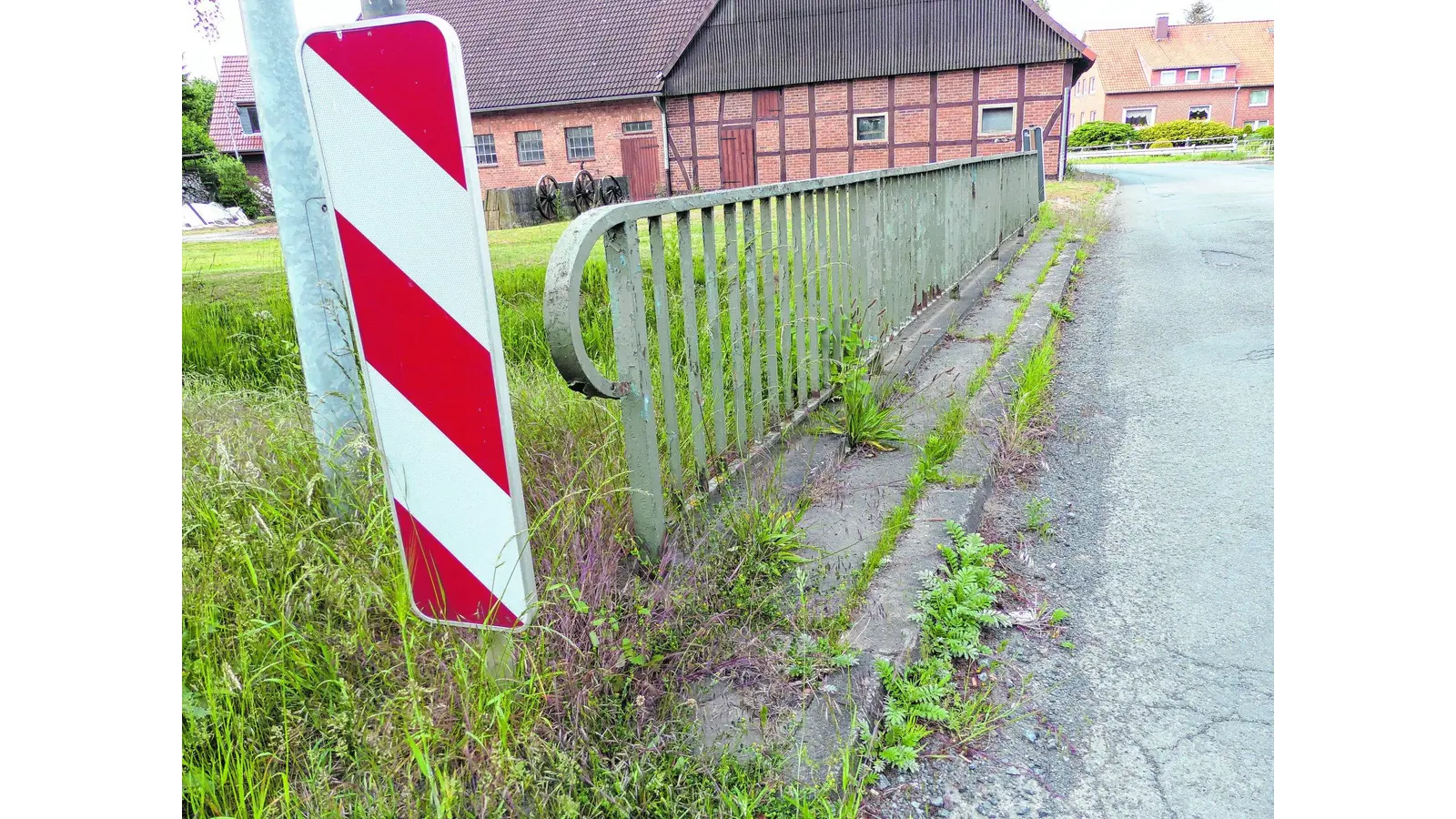 Grün und Grau für die Ortsdurchfahrt (Foto: al)