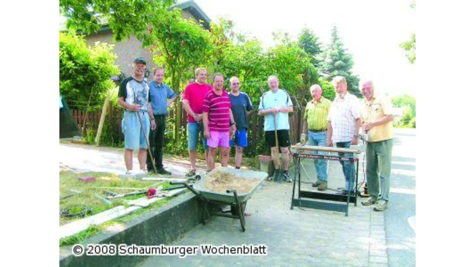 Ortsrat Evesen pflastert den Verbindungsweg (Foto: red)