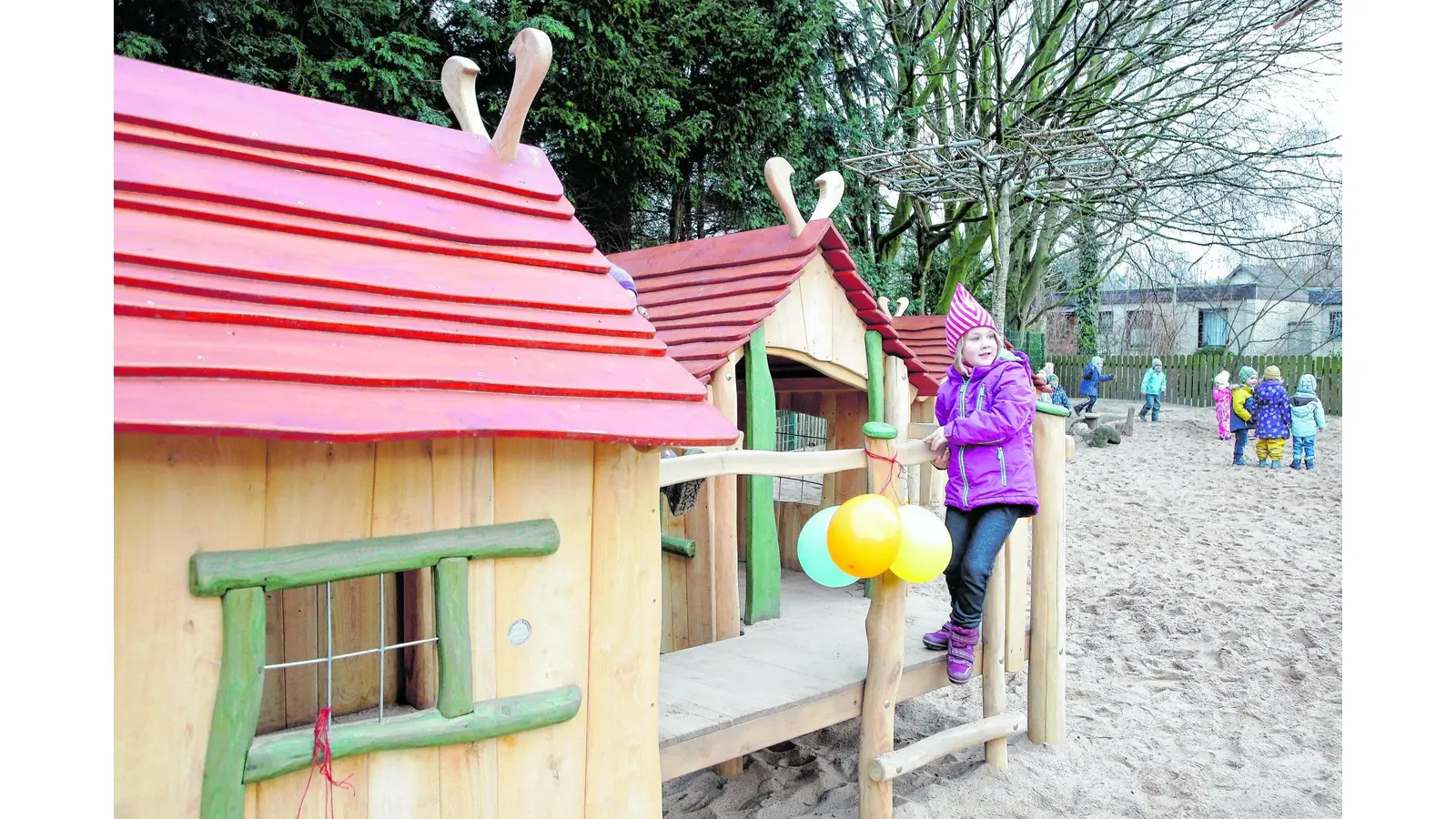 Kleine Abenteurer erobern neue Spiellandschaft (Foto: red)
