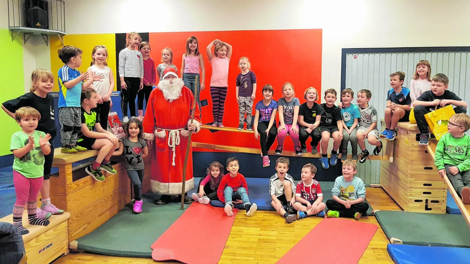 Eine fröhliche Nikolausparty (Foto: red)