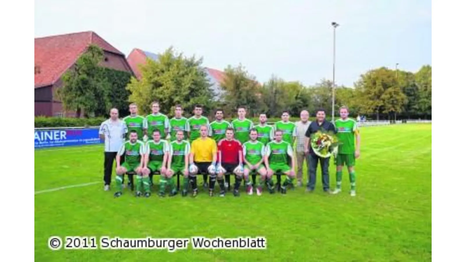 Erste Herren frisch eingekleidet (Foto: mr)
