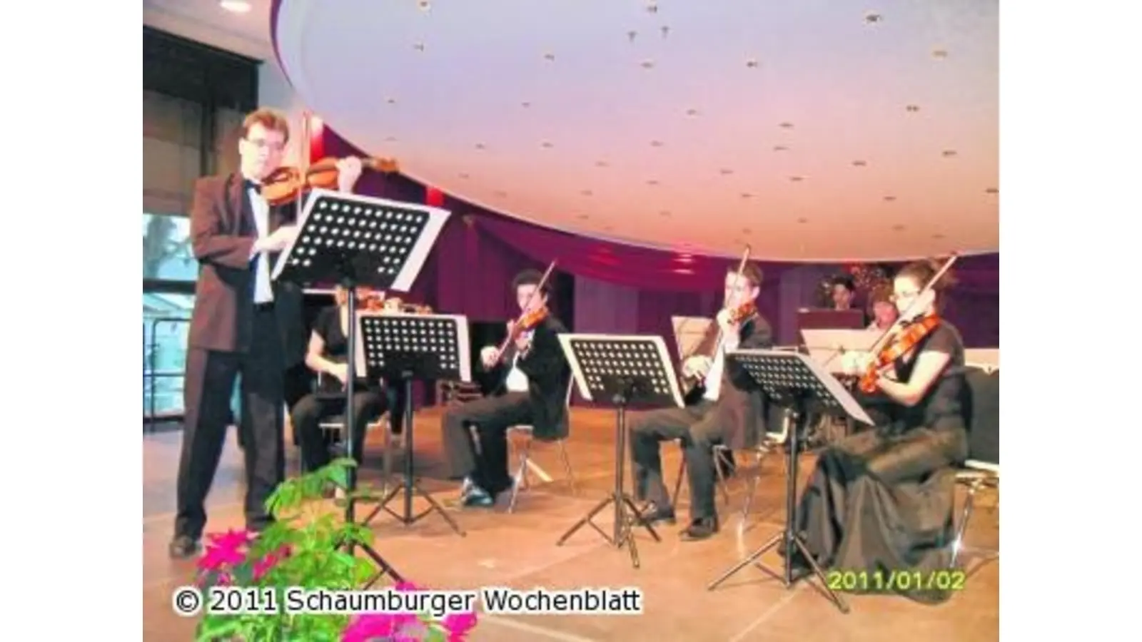 Schneeflocken tanzen und die Füße wippen (Foto: red)