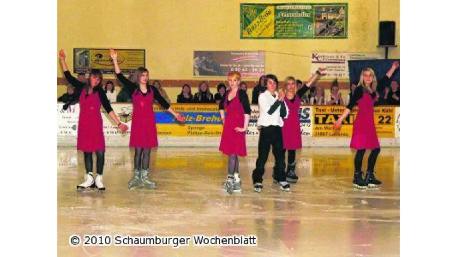 Großes Finale mit Fackeln und Wunderkerzen (Foto: al)