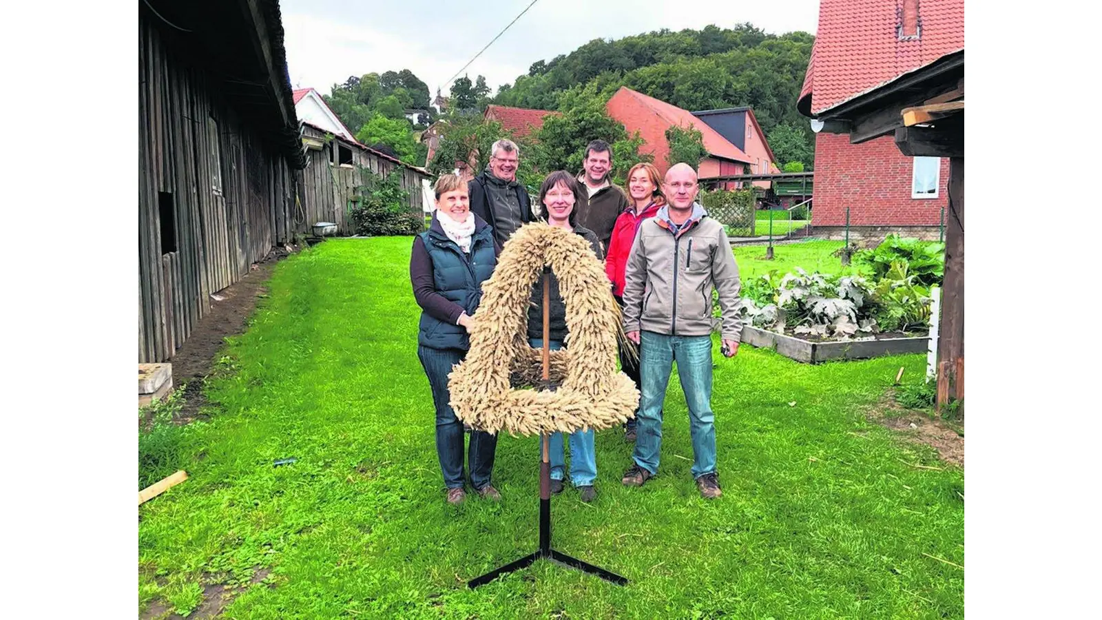 Traditionelles Erntefest mit Gottesdienst im Zelt (Foto: gi)