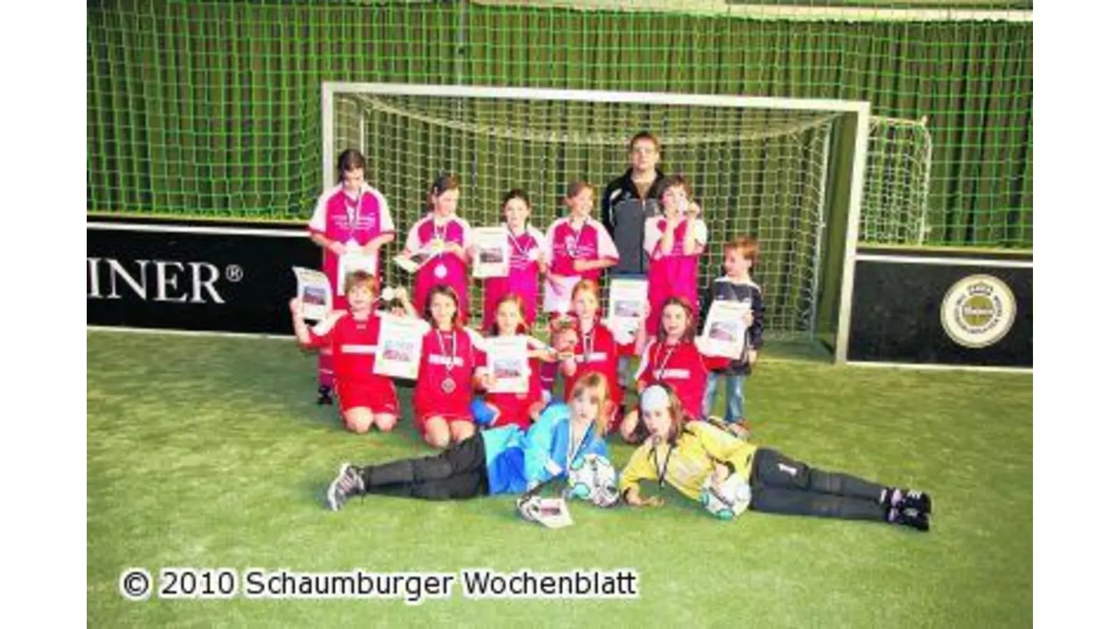 Eintracht Braunschweig zu Gast beim Schaumburger Wochenblatt Cup im Sportpark (Foto: red)