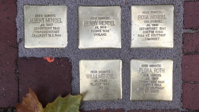Spuren im Pflaster: Stolpersteine erinnern an das Schicksal von Menschen. (Foto: privat)