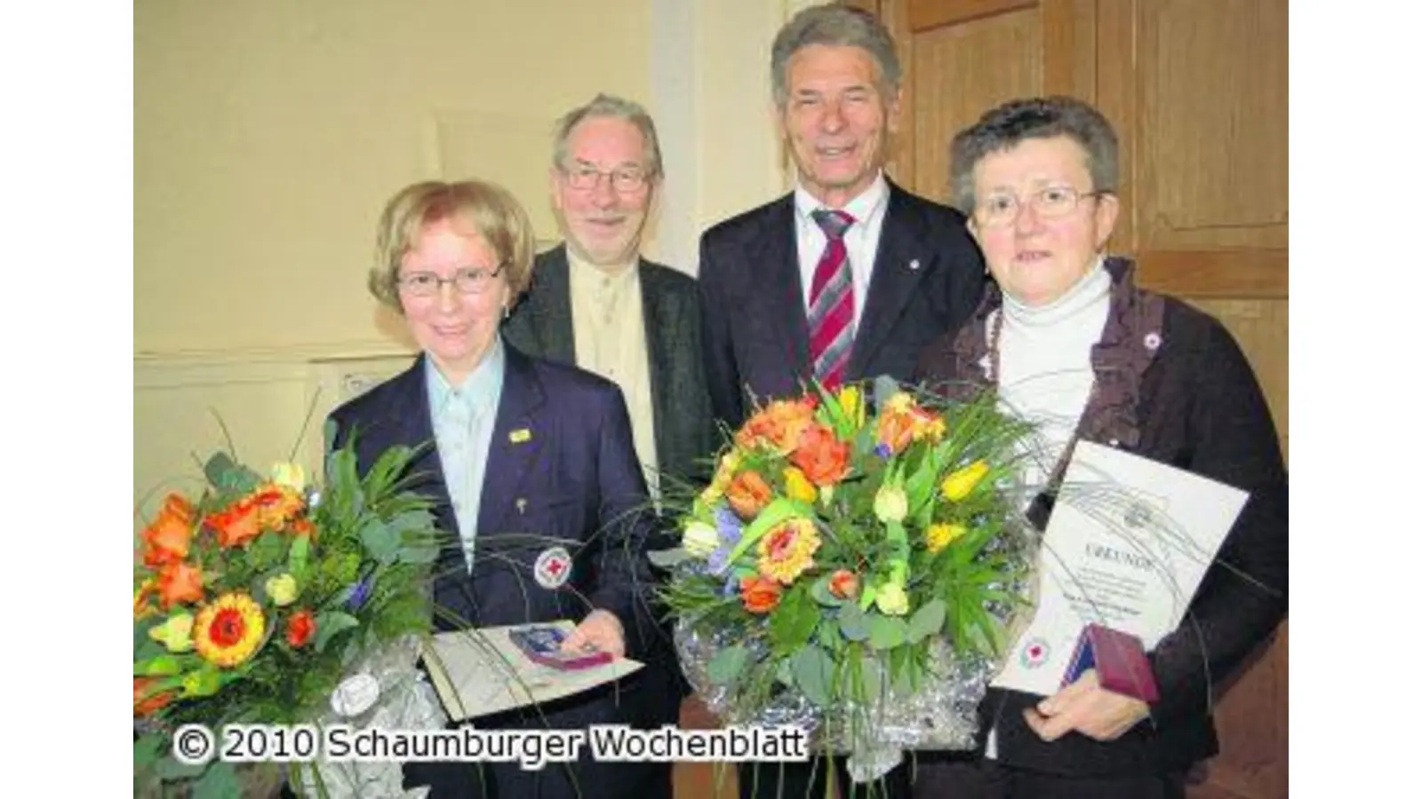 Das DRK vergibt Medaillen (Foto: red)