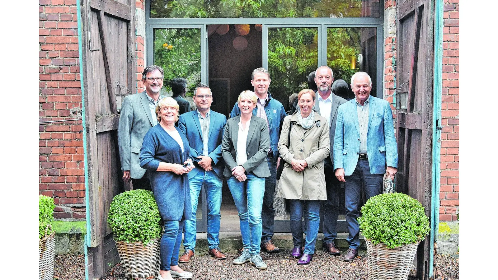 Historisch bedeutsamer Ort auf einem zukunftsweisendem Weg Die Landesbeauftragte für regionale Landesentwicklung inspiziert das Kloster (Foto: ste)