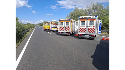 Zwei Fahrzeuge des DRK Rettungsdienstes haben während der Fahrt ein Rad verloren, der Verdacht liegt nahe, dass die Radmuttern gelockert wurden.  (Foto: archiv)