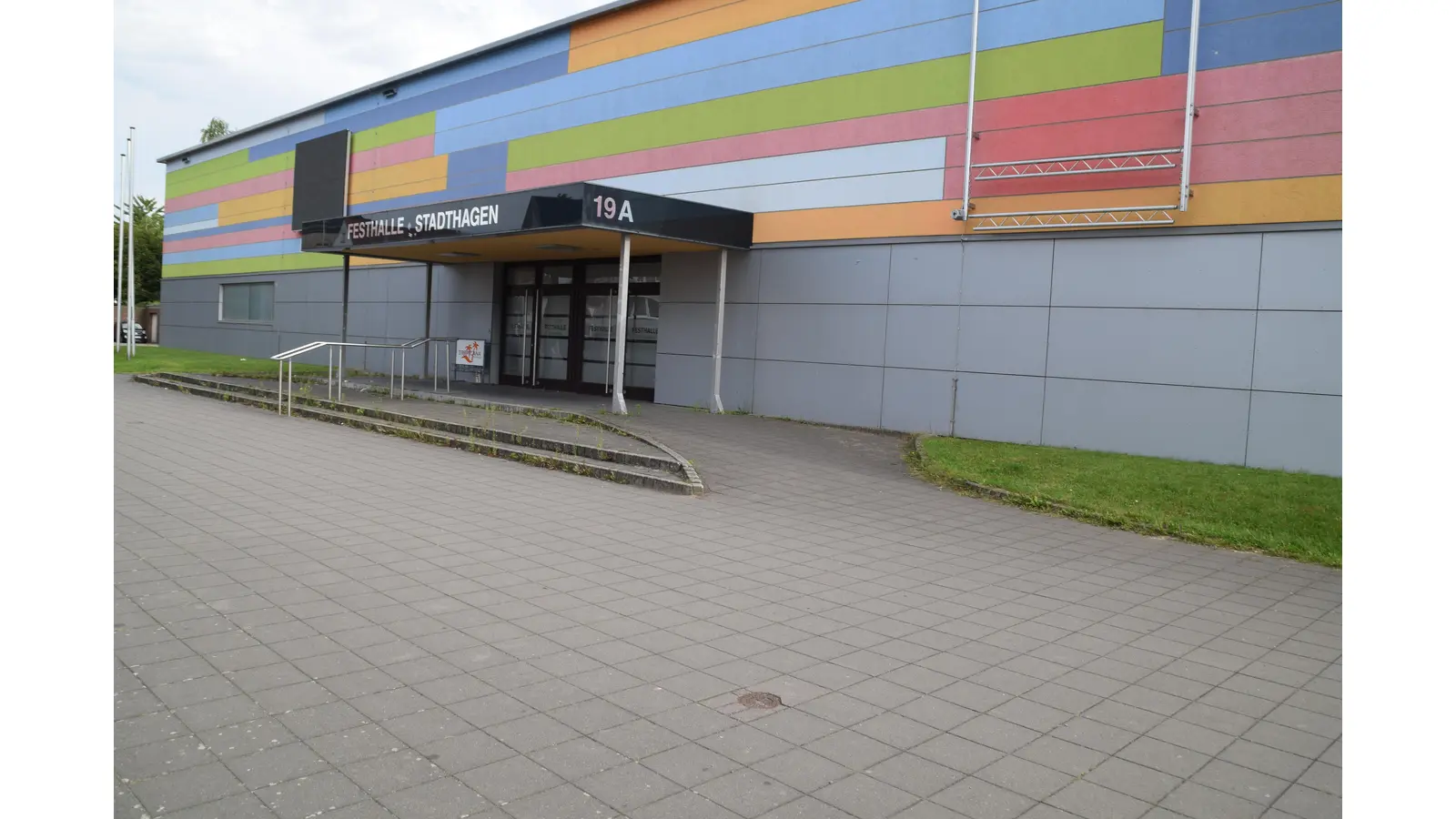 Erneut Streitobjekt in der Stadthäger Politik - die Festhalle. (Foto: ab)