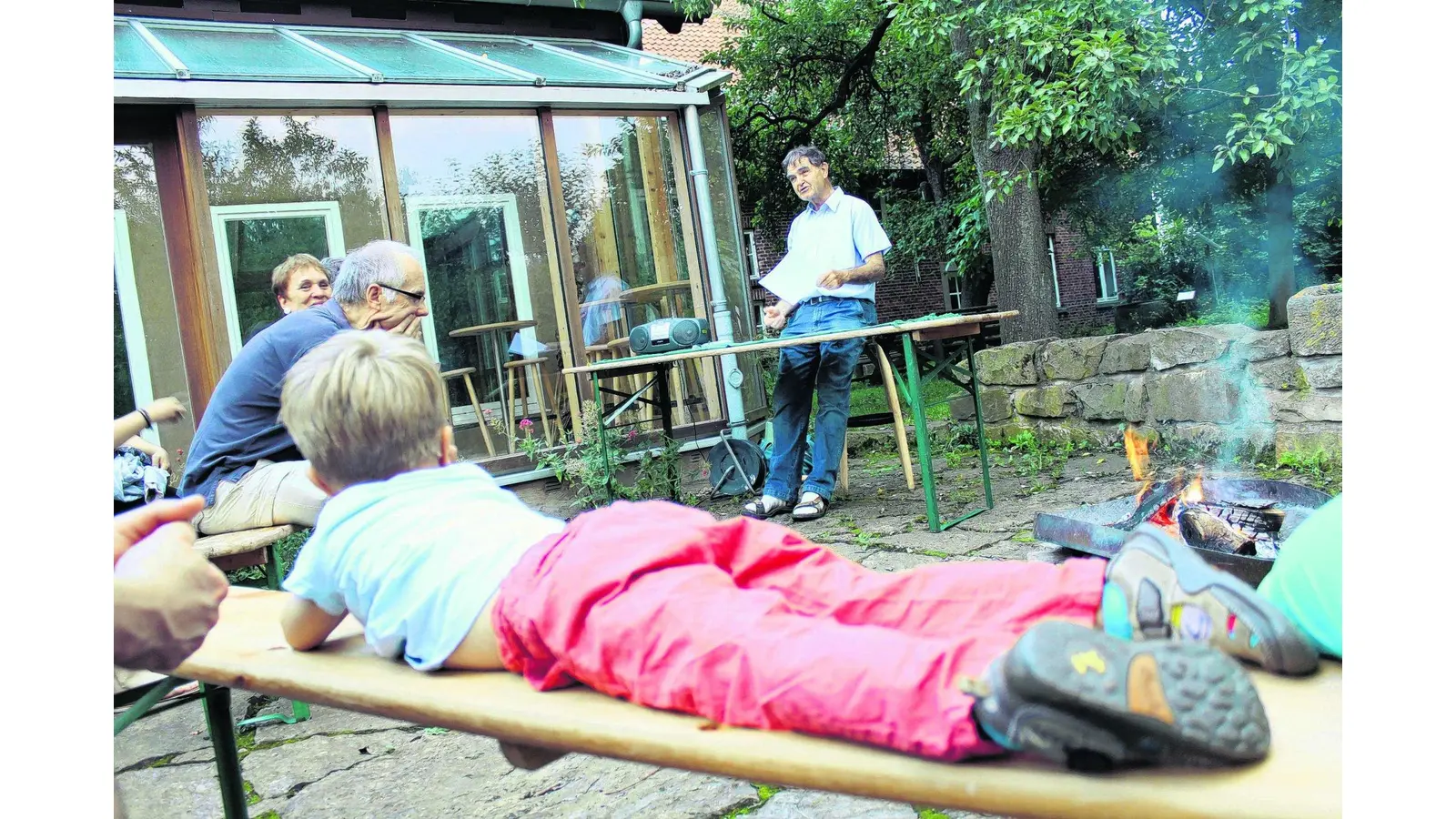 Märchen neben dem Spiel der Flammen (Foto: red)