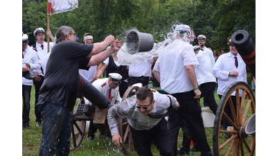 Wasserschlacht im Exterfeld. (Foto: ste)