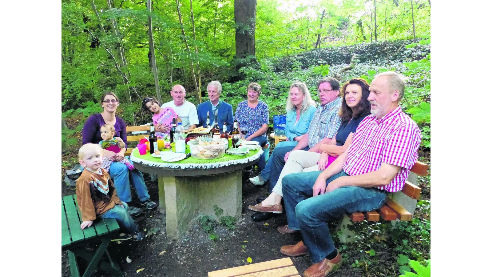 Bänke bieten wieder Platz zum Ausruhen (Foto: red)