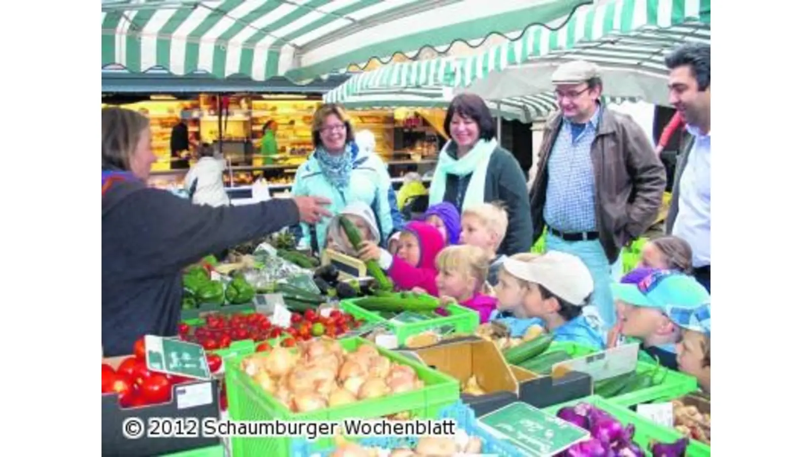 Arche Noah Kinder kaufen Bio-Produkte (Foto: red)