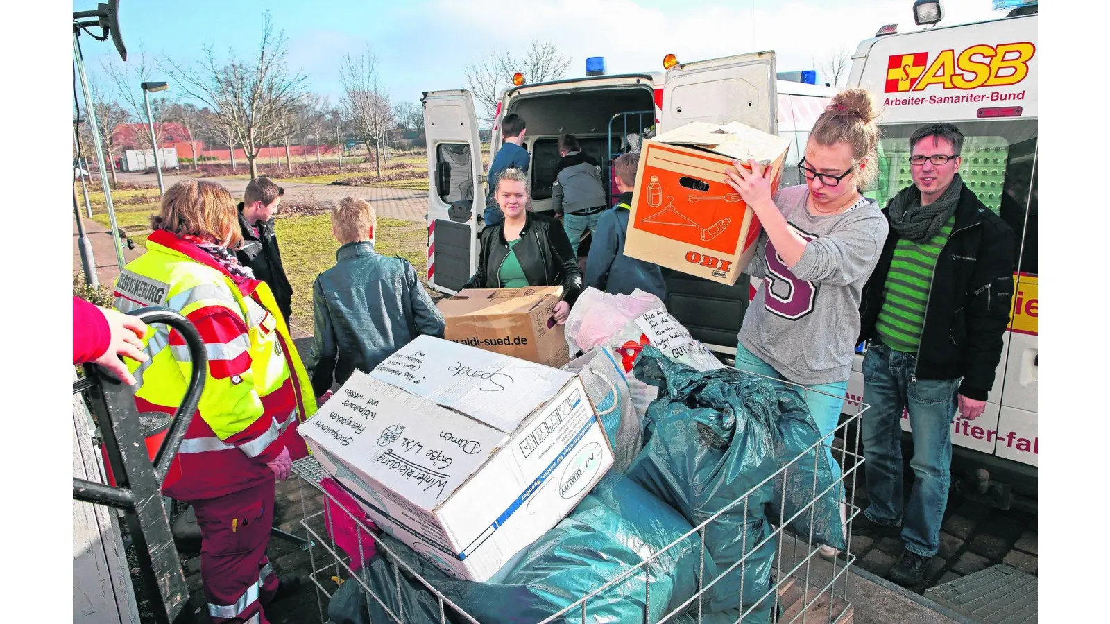 IGS besucht Flüchtlingsunterkunft in Sumte (Foto: em)