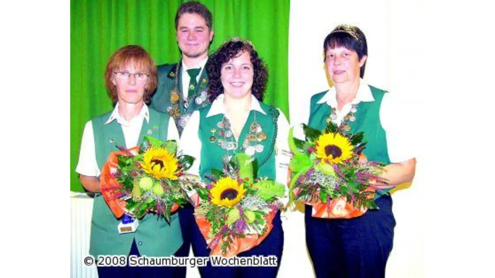 Ramona Heckener erhält Sonderorden (Foto: tt)