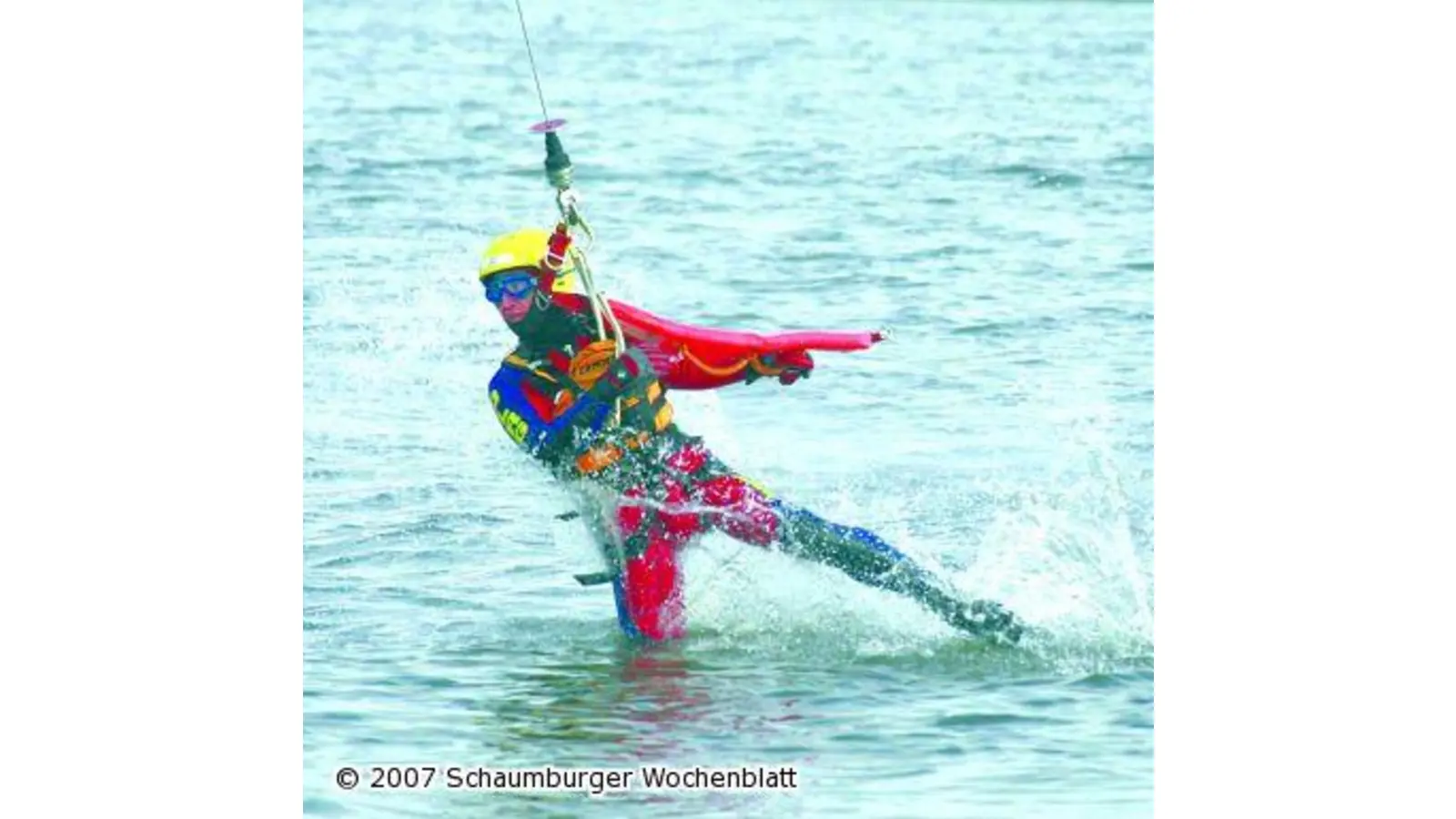 Schaumburger Wasserretter kommen aus der Luft (Foto: red)