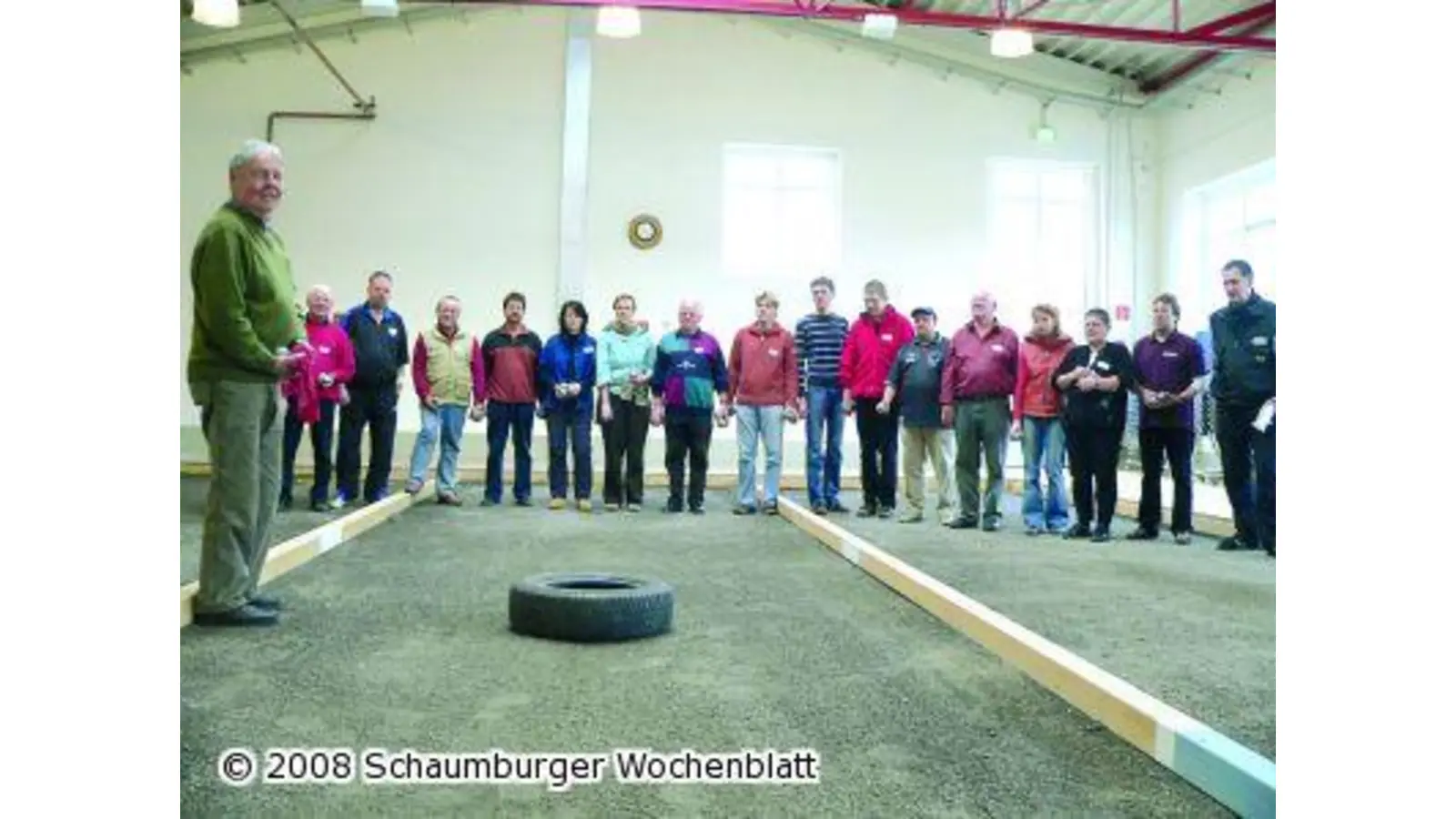 Auch das Legen und Schießen beim Boule kann trainiert werden (Foto: al)