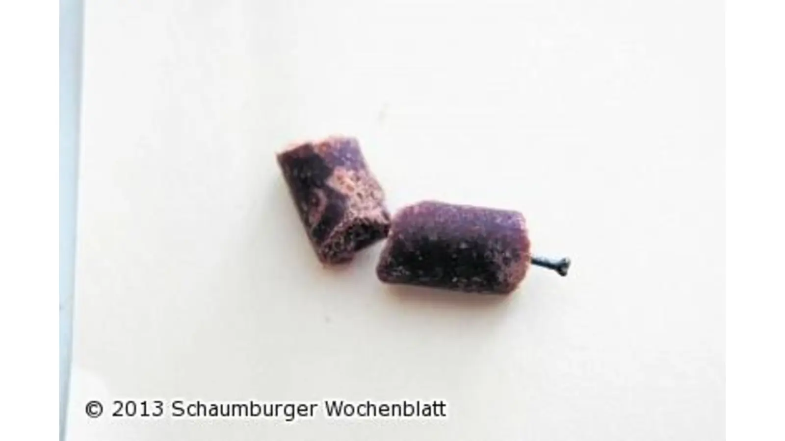 Nagel im Leckerlie (Foto: ag)