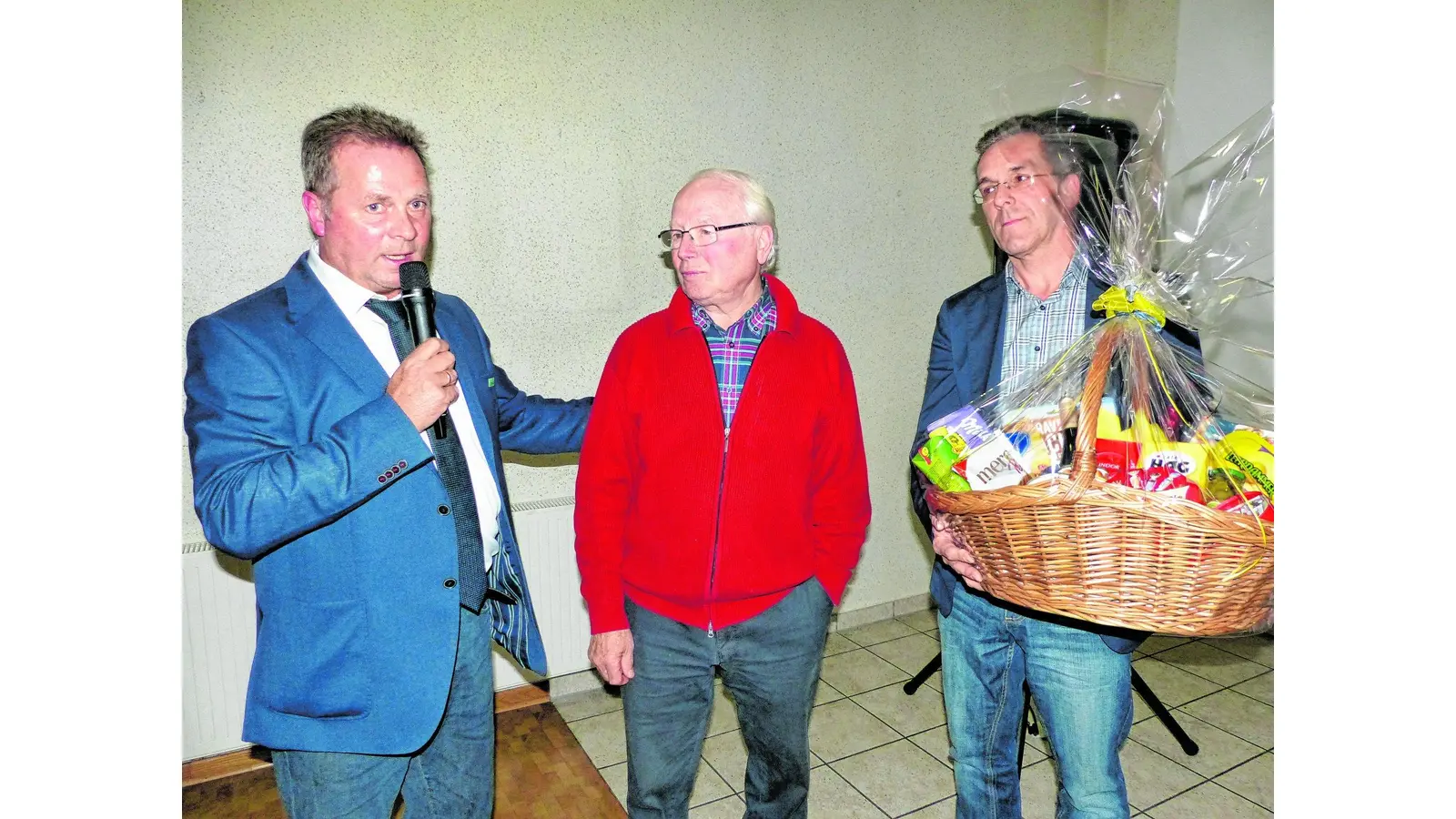 Licht für die Eiche in der Marktstraße (Foto: al)